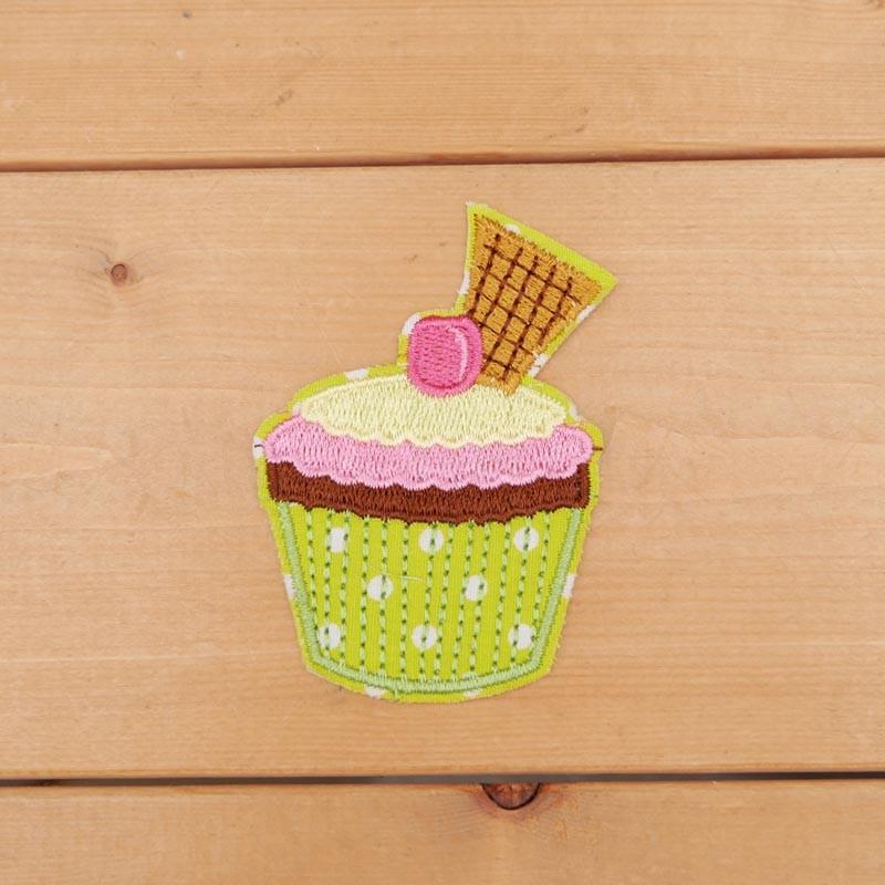 ワッペン アイロンワッペン アップリケ カップケーキ 5 Wap11 0012 ブーブーハウス Yahoo 店 通販 Yahoo ショッピング