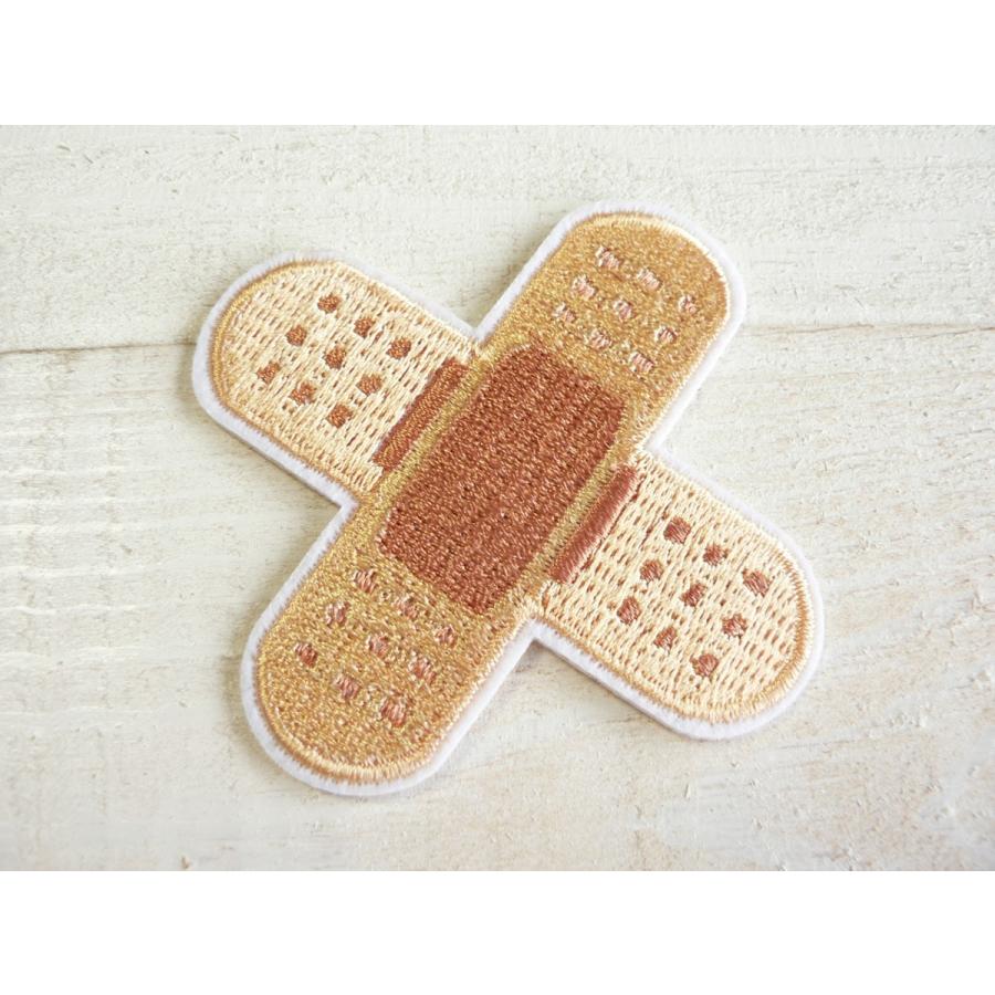 絆創膏 Aタイプ バンソウコウ 傷隠し ワッペン アイロンワッペン バンドエイド Wap11 0253 ブーブーハウス Yahoo 店 通販 Yahoo ショッピング