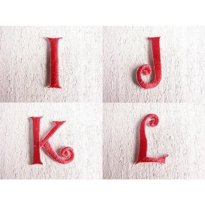 ワッペン 英文字 クルクルっと可愛いアルファベット レッド 赤 A ワッペン 英文字 クルクルっと可愛いアルファベット レッド 赤 A