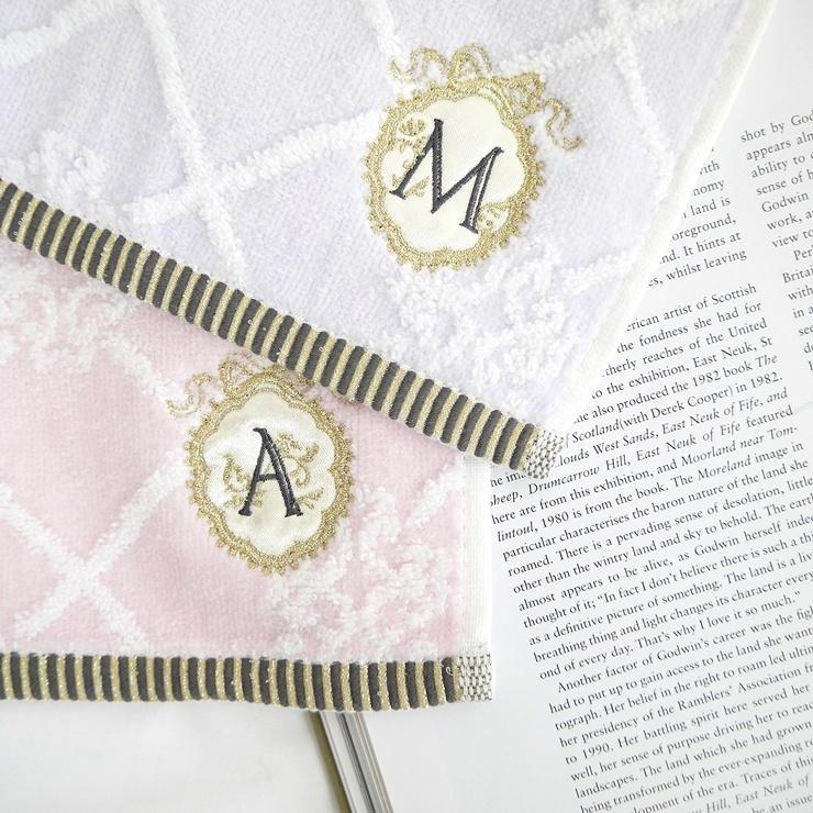 ハンカチ プレゼント イニシャル レディース アルファベット