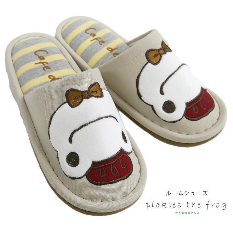 かえるのピクルス スリッパ ルームシューズ ピクルス グッズ 室内履き 刺繍 かえる カエル 癒やし 来客用スリッパ 来客用 おうち時間 かわいい キュート キャラ Ps421 11 バッグ エプロン ブギウギストア 通販 Yahoo ショッピング
