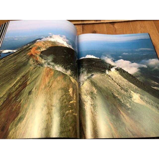 洋書 大型本/火山 Volcanoes／Harry N. Abrams／【送料350円】 : 太田