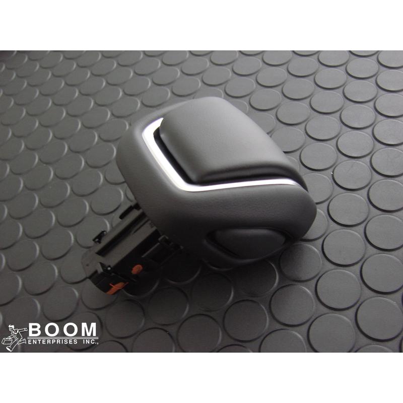 トヨタ純正パーツ 本革巻きシフトノブ トヨタ ランドクルーザー トヨタ純正パーツ 本革巻きシフトノブ トヨタ ランドクルーザー