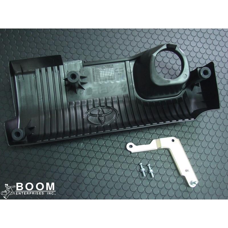 トヨタ CT200h ZWA10 シリンダヘッドカバー 純正部品 新品未使用 トヨタ CT200h ZWA10 シリンダヘッドカバー 純正部品 新品未使用