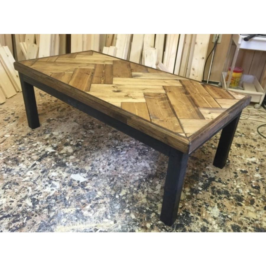 職人手作り 一点物 天然木 ハンドメイド ヘリンボーン ローテーブル リビングテーブル ウォルナット 幅1200ｍｍ×奥行き620ｍｍ×高さ370ｍｍ 机