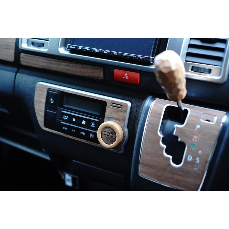 ハイエース 200系 ウォールナット グローブボックスレバー ＆ ドリンク