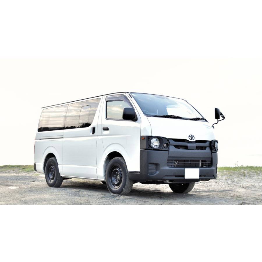LIF トヨタ ハイエースバン DX 200系4型- 車中泊仕様コンプリートカスタム 標準ボディ/標準ルーフ 丸目 ウッドパネル ベッド ソファ テーブル ダウンライトの画像