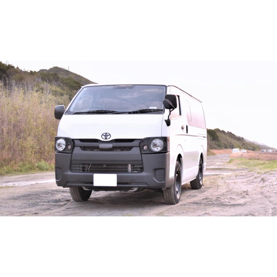 LIF トヨタ ハイエースバン DX 200系4型- 車中泊仕様ミニマムカスタム 標準ボディ/標準ルーフ ウッド天井 LEDダウンライト ウッドパネル 無垢材 天然木の画像