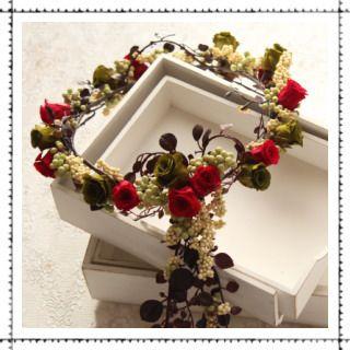 ウエディング 花冠 花かんむり ヘッドドレス ラズベリー オリーブ 赤 緑 Fc 11 Un Bijour 通販 Yahoo ショッピング