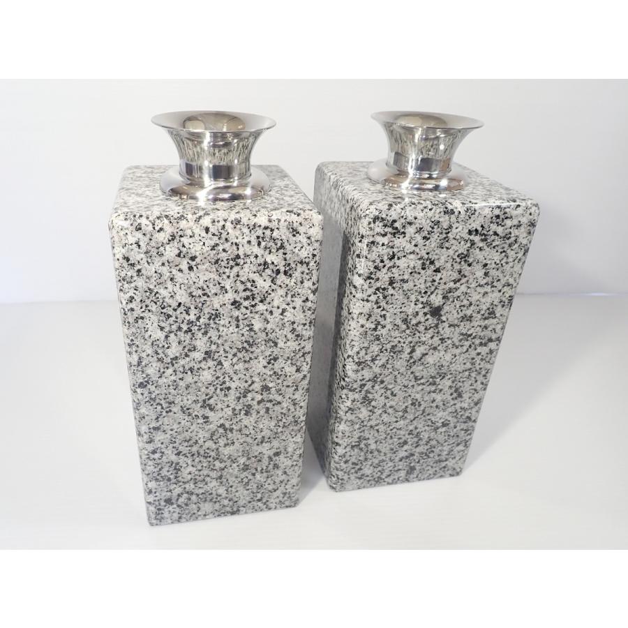 花立　みかげ石　墓石用　２個セット（中）