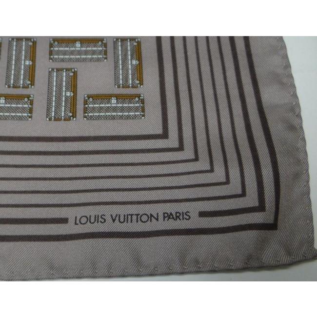 LOUIS VUITTON 大判地図柄シルクスカーフ LOUIS VUITTON(ルイヴィトン) / 大判スカーフ/世界地図柄/シルク