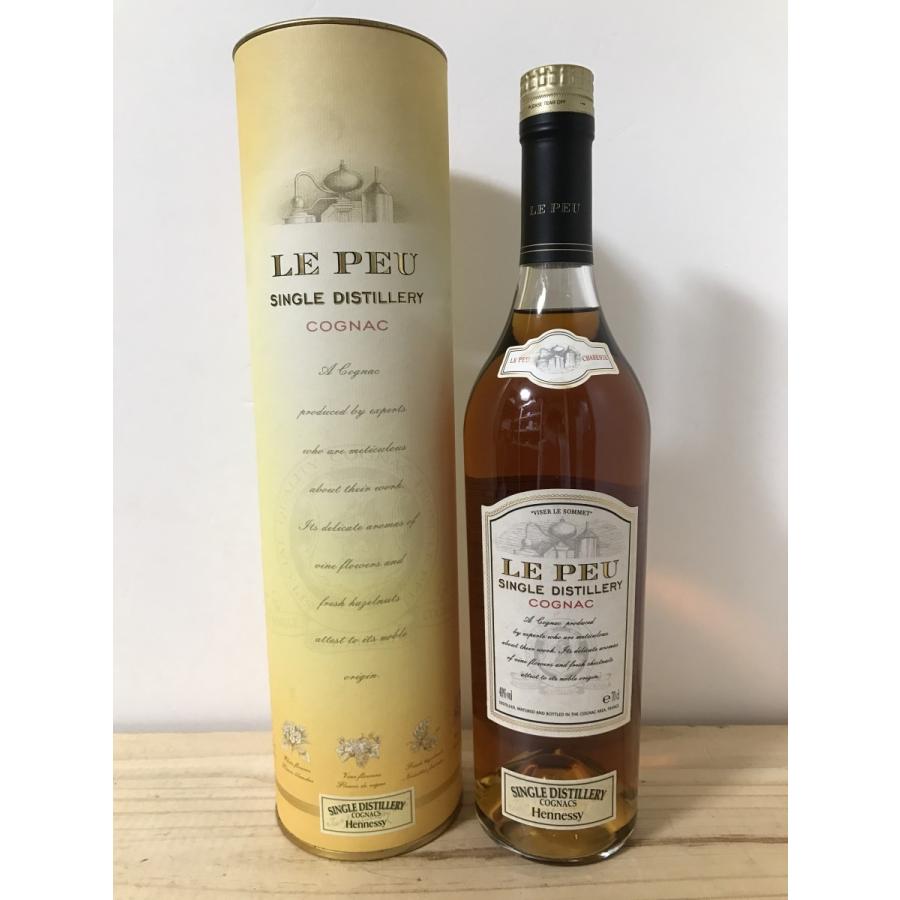 ブランデー Hennessy LE PEU 700ml. Hennessy × KAWS 限定版 ブランデー 700ml 40度