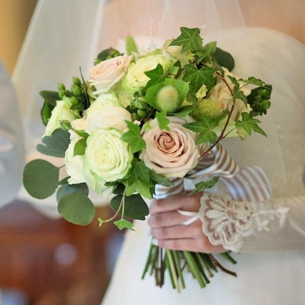 国産】 ウェディングブーケ ブートニア付 クール便 おまかせクラッチ 