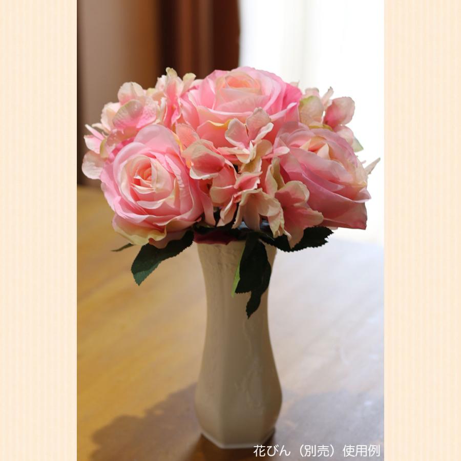 アーティフィシャルフラワー 造花 バラのクラッチブーケ 結婚式 ウエディング ウェディング 前撮り 海外挙式 トスブーケ ウェルカムスペース フラワーギフト ブーケブランシェ 通販 Yahoo ショッピング