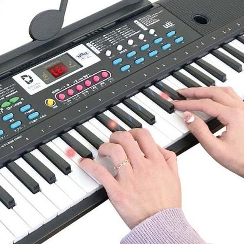 新品未開封61鍵盤ガイド機能付電子キーボード (DL-YU330) グローバル・ジャパン 61鍵盤ガイド機能付電子キーボード DL-YU330(A3