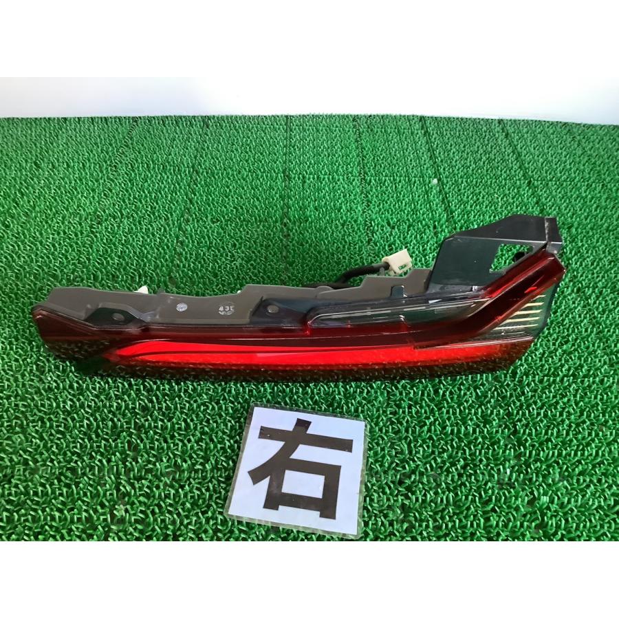 即決】 取付部OK 送料込 ノアハイブリッド ZWR90 ZWR95 MZRA90 MZRA95