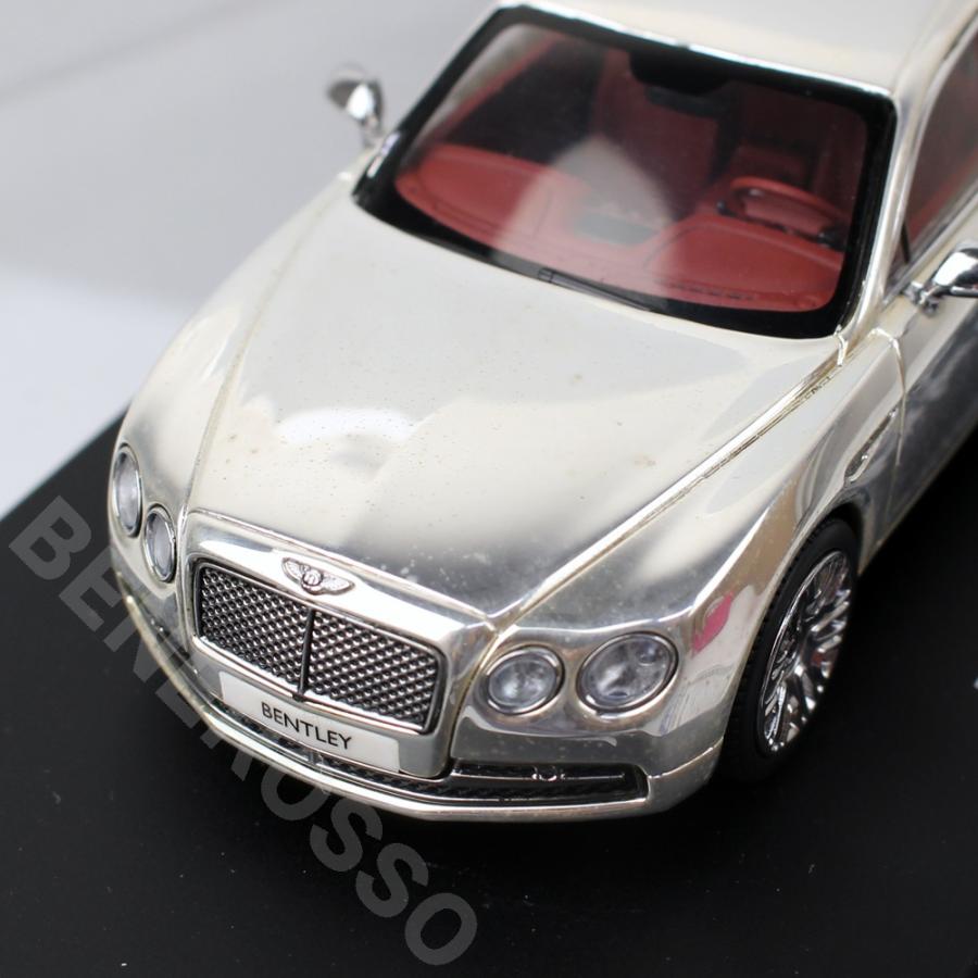 1/43 ベントレー　フライングスパー　W12 ミニカー　ホワイト 1/43 ベントレー フライングスパー W12 ミニカー ホワイト