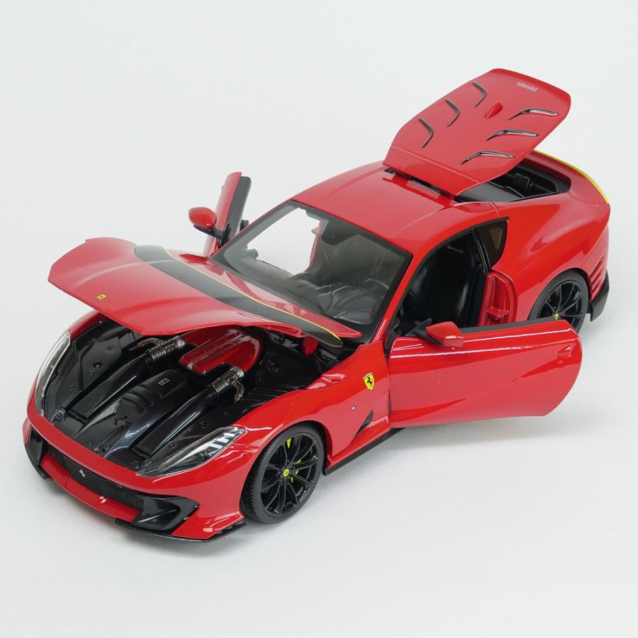 Bburago 1/18スケール フェラーリ 812 コンペティツィオーネ レッド 18-16019Rの画像