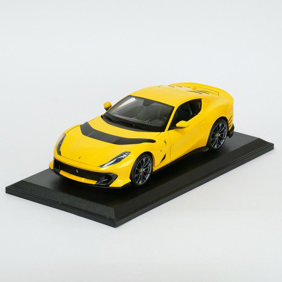 Bburago 1/18スケール フェラーリ 812 コンペティツィオーネ イエロー 18-16019Yの画像