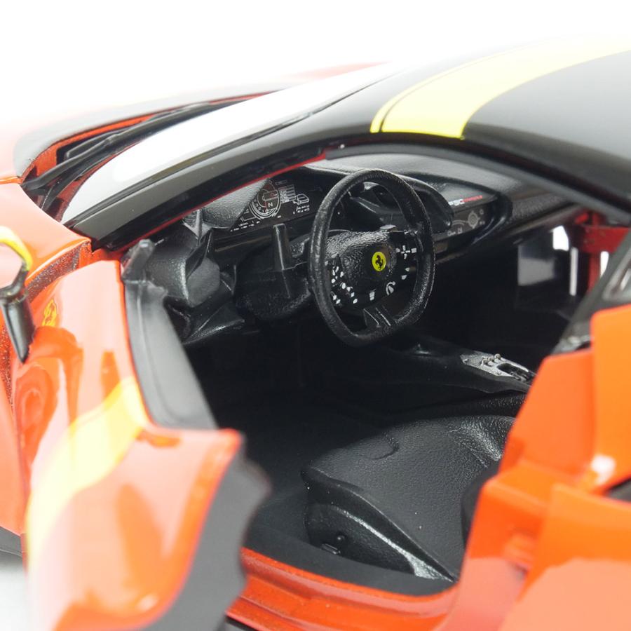 Bburago 1/18スケール フェラーリ SF90 ストラダーレ アセット フィオラノ レッド/イエローライン 18-16021RYの画像