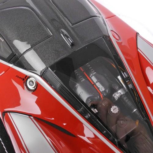 MRコレクション 1/18スケール フェラーリ FXX K 2015 #10 Rosso TRS FE16Aの画像