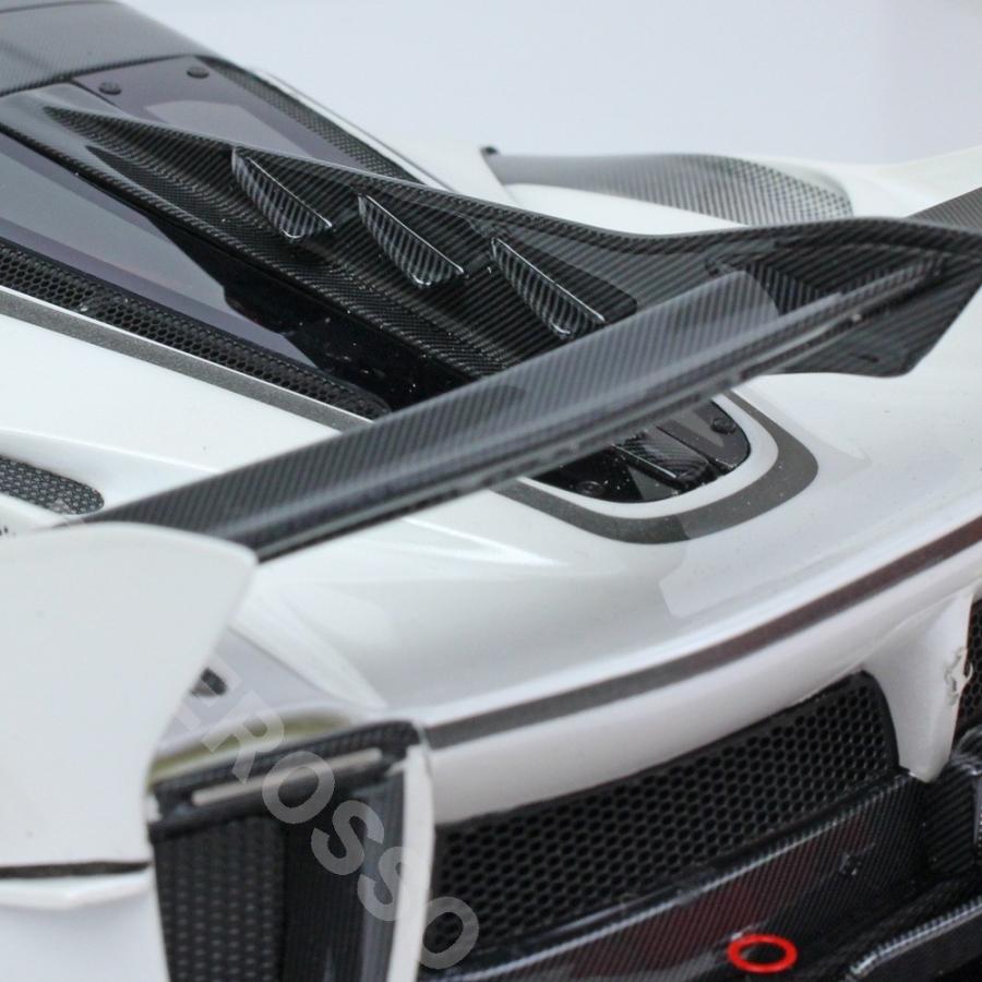 MRコレクション 1/18スケール フェラーリ FXX K EVO #70 Bianco Italia FE24Aの画像