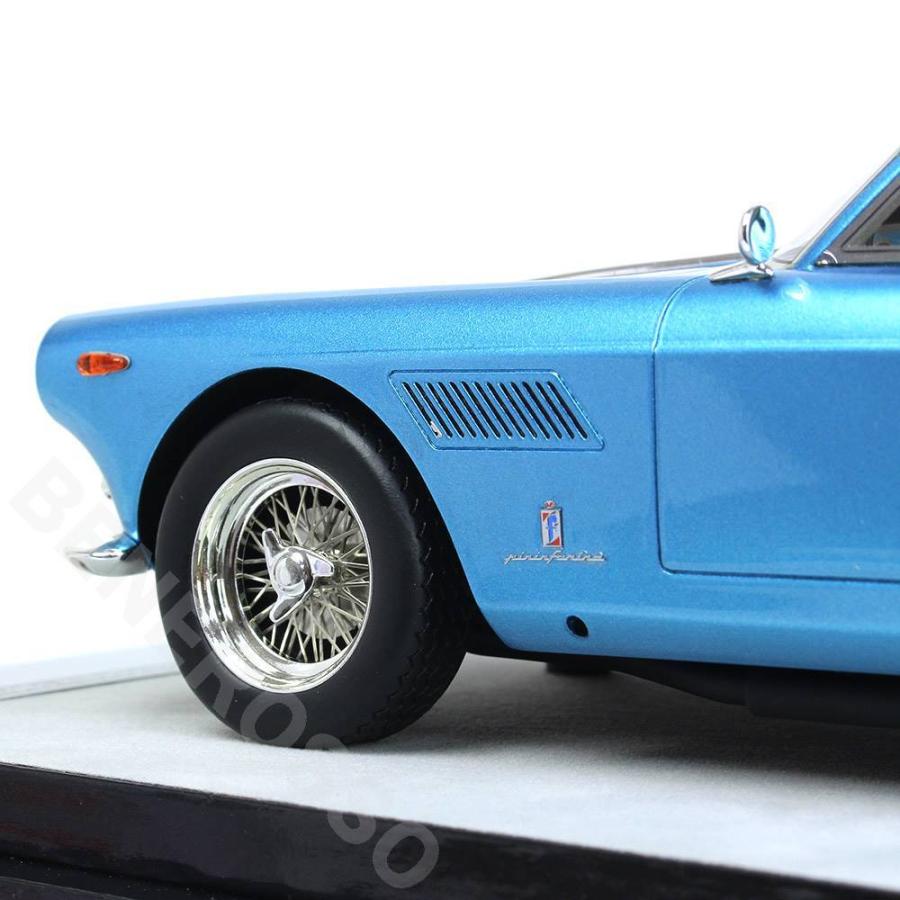 テクノモデル 1/18スケール フェラーリ 250 GTE 2+2 1962 Blue Metallic TM18-102D｜br-sf｜04