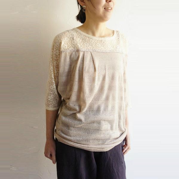 ジャガード 透かし レース ボーダー ドルマン チュニック Weaver ウィーバー 14974 服 大人の ナチュラル ゆったり きれいめ シンプル |  | 06