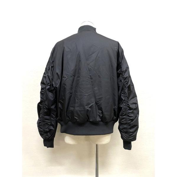 adidas Originals チラックス ロゴ パデッドジャケット （ブラック