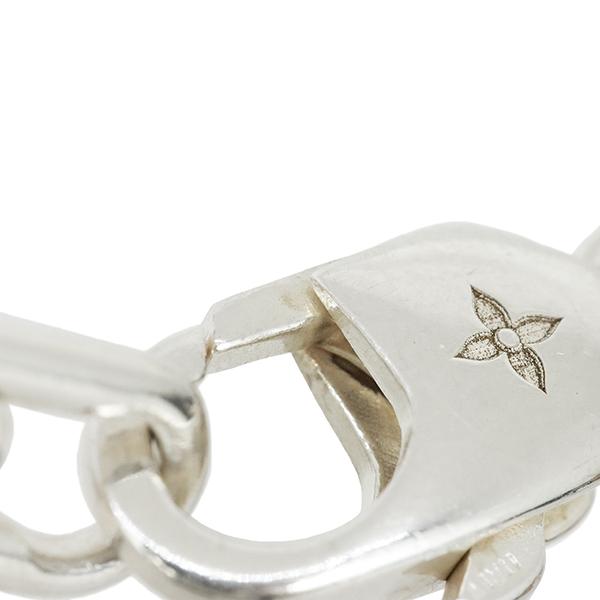 に*ん様 Louis Vuitton シルバーネックレス ロゴチャーム付き すぐ届く国内発送【Louis Vuitton】チャーム・LV ディメンション