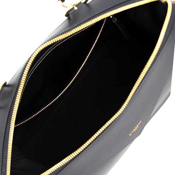 【値下げ】GIVENCHY ショルダーバッグ ジバンシィ【美品】 GIVENCHY（ジバンシィ） スウェイ ショルダーバッグ ミディアム 1751