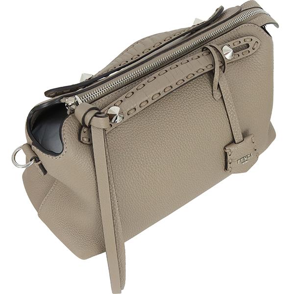 【美品】FENDI フェンディ パイソン柄 ロゴ型押し チェーンショルダーバッグ FENDI（フェンディ） バッグ レディース ショルダーバッグ ロゴ
