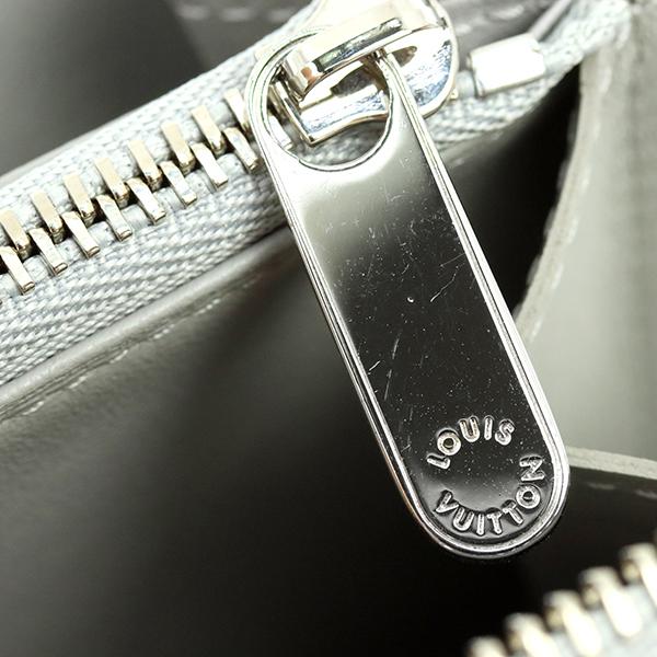 LOUIS VUITTON（ルイ・ヴィトン） 長財布 ジッピーウォレット