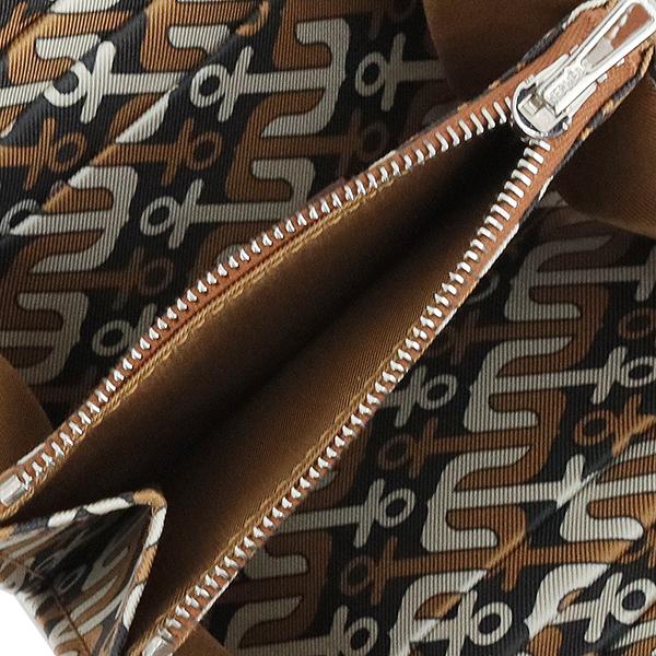 新品【シルクイン コンパクト】エルメス HERMES ゴールド ハート柄 HERMES - 新品【シルクイン コンパクト】エルメス HERMES ゴールド
