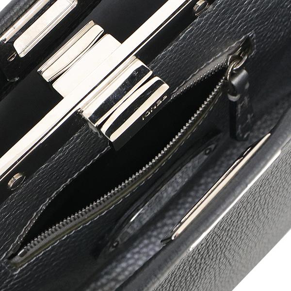 PEEKABOO フェンディ ピーカブー アイコニック ミニ セレリア PEEKABOO フェンディ ピーカブー アイコニック ミニ セレリア