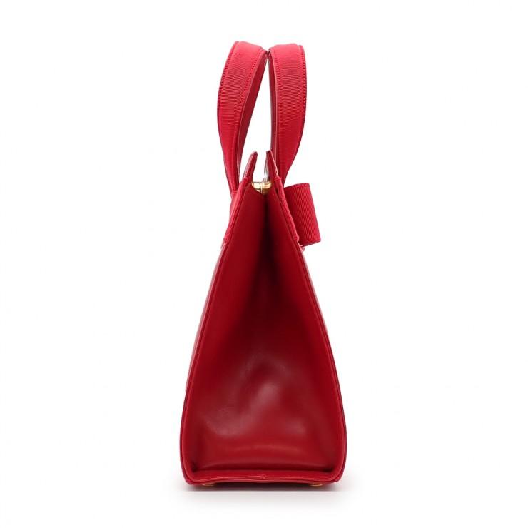 未使用品 Salvatore Ferragamo サルヴァトーレ フェラガモ ヴァラ