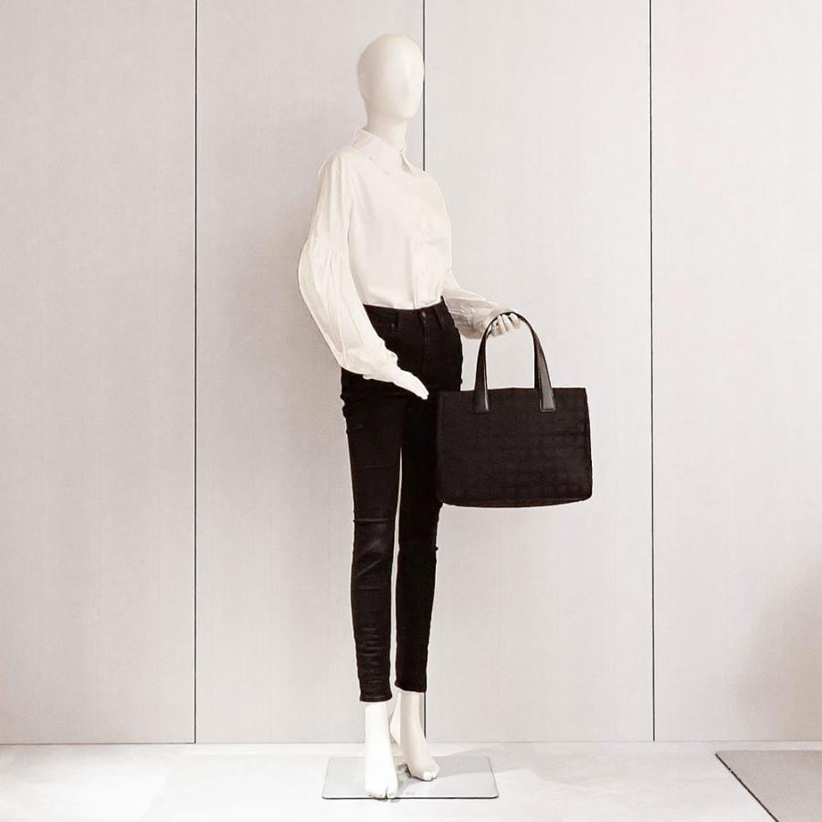 ニュートラベルライン 未使用品 CHANEL シャネル トートMM ニュートラベルライン 未使用品 CHANEL シャネル トートMM