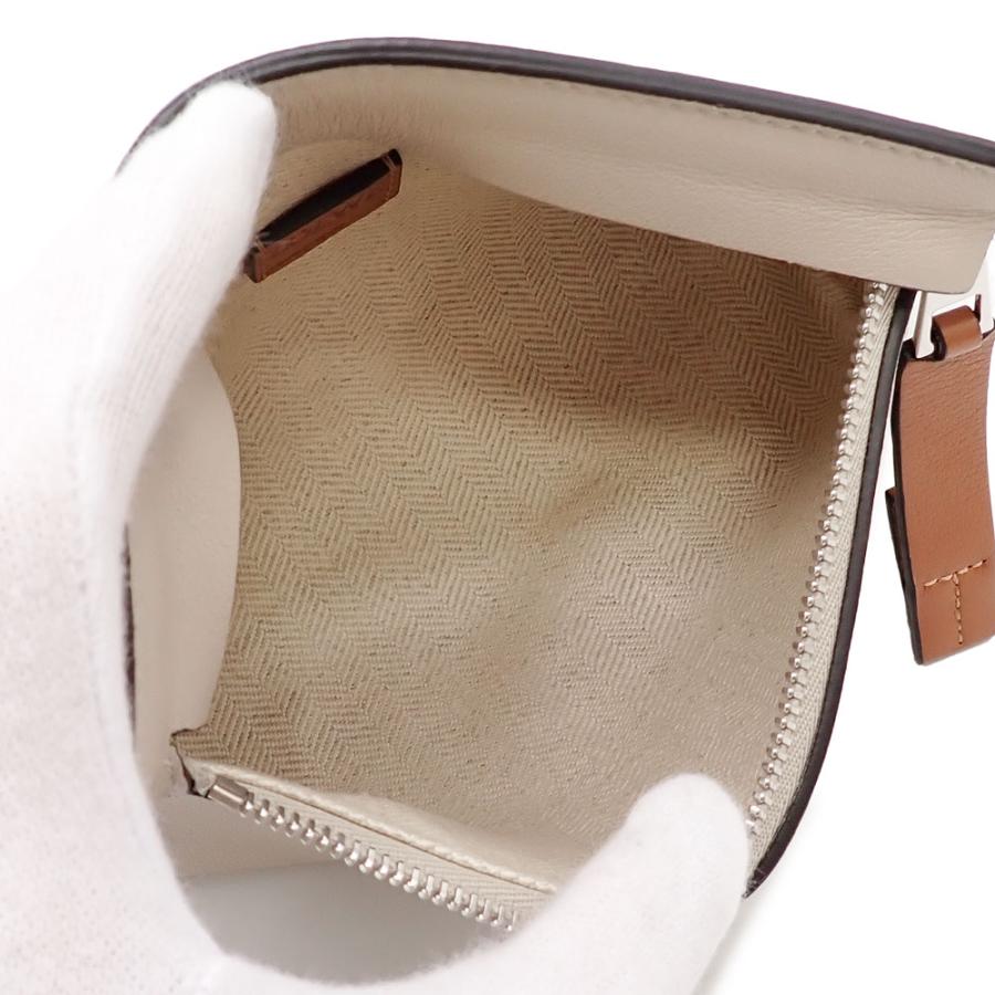 LOEWE 未使用品 ロエベ ポーチ ミニTポーチ C500M38X01 LOEWE 未使用品 ロエベ ポーチ ミニTポーチ C500M38X01