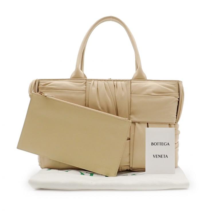 未使用品 BOTTEGA VENETA ボッテガ ヴェネタ マキシイントレチャート 
