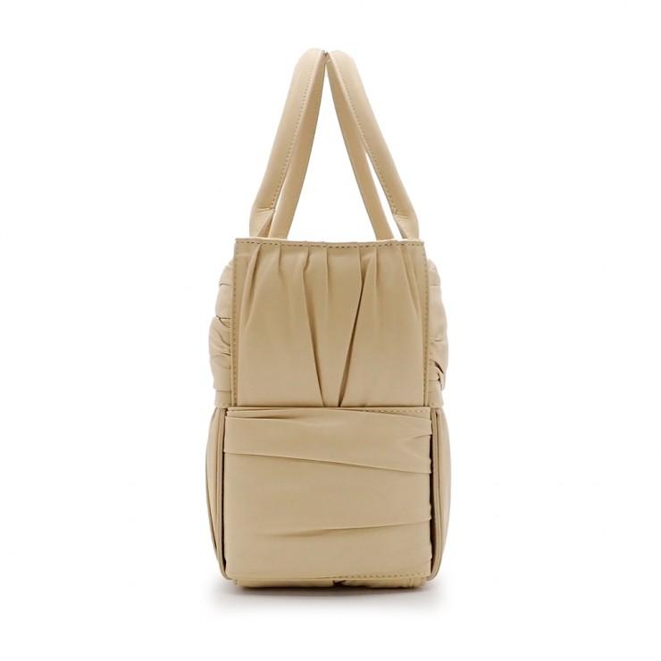 未使用品 BOTTEGA VENETA ボッテガ ヴェネタ マキシイントレチャート 