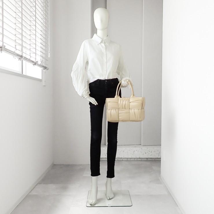 未使用品 BOTTEGA VENETA ボッテガ ヴェネタ マキシイントレチャート 