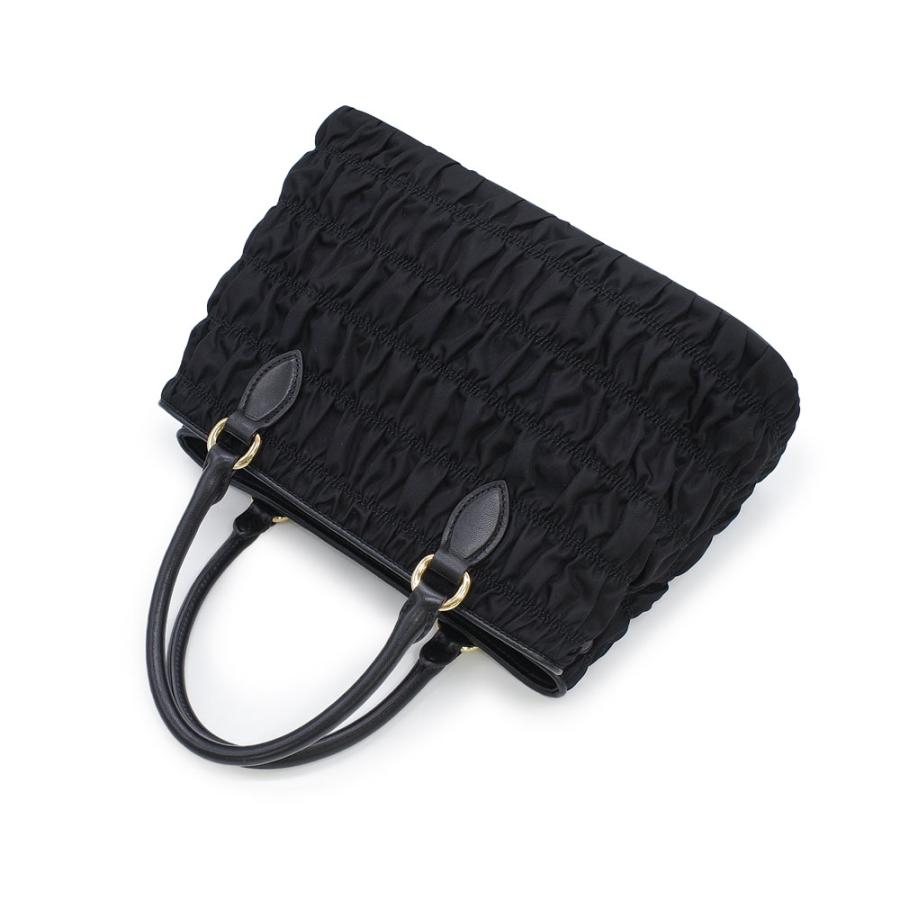 PRADA 未使用品 プラダ ギャザー テスート ハンドバッグ PRADA 未使用品 プラダ ギャザー テスート ハンドバッグ