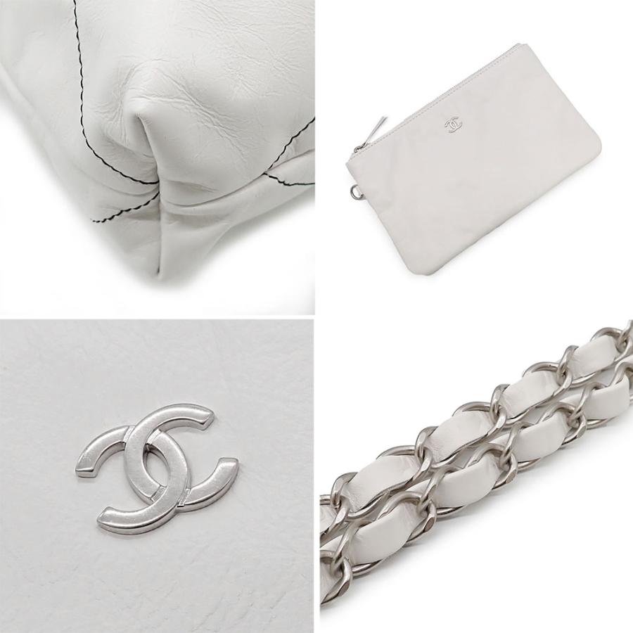CHANEL 未使用品 シャネル シャネル22 スモール ハンドバッグ CHANEL 未使用品 シャネル シャネル22 スモール ハンドバッグ