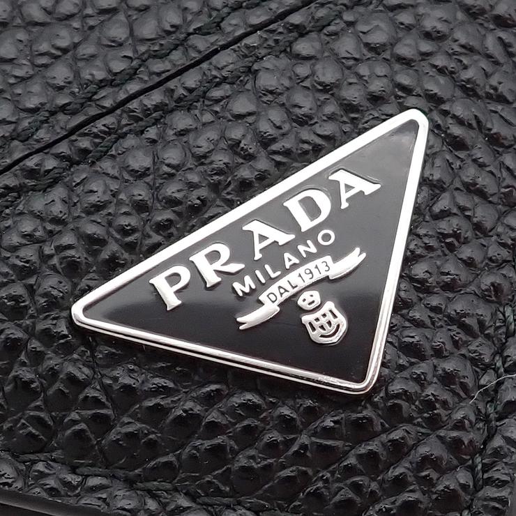 PRADA（プラダ） 未使用品 マネークリップ 二つ折り財布 2MN077