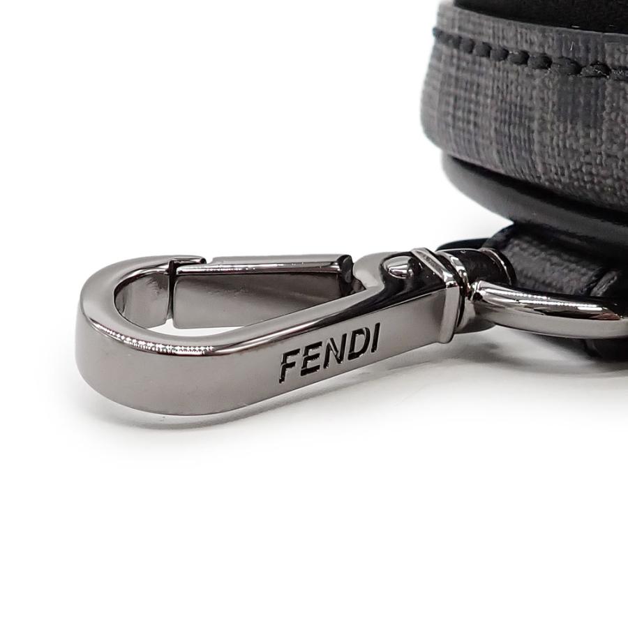 FENDI 未使用品 フェンディ AirPodsケース エアポッズ コイン FENDI 未使用品 フェンディ AirPodsケース エアポッズ コイン