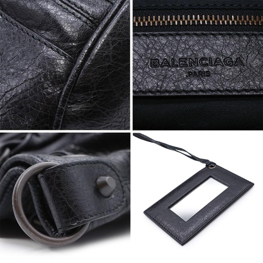 BALENCIAGA 未使用品 バレンシアガ クラシック ミニポンポン BALENCIAGA 未使用品 バレンシアガ クラシック ミニポンポン