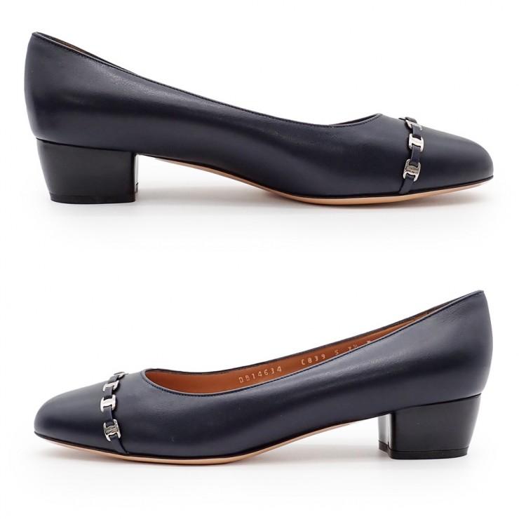 未使用品 Salvatore Ferragamo サルヴァトーレフェラガモ PIMA30