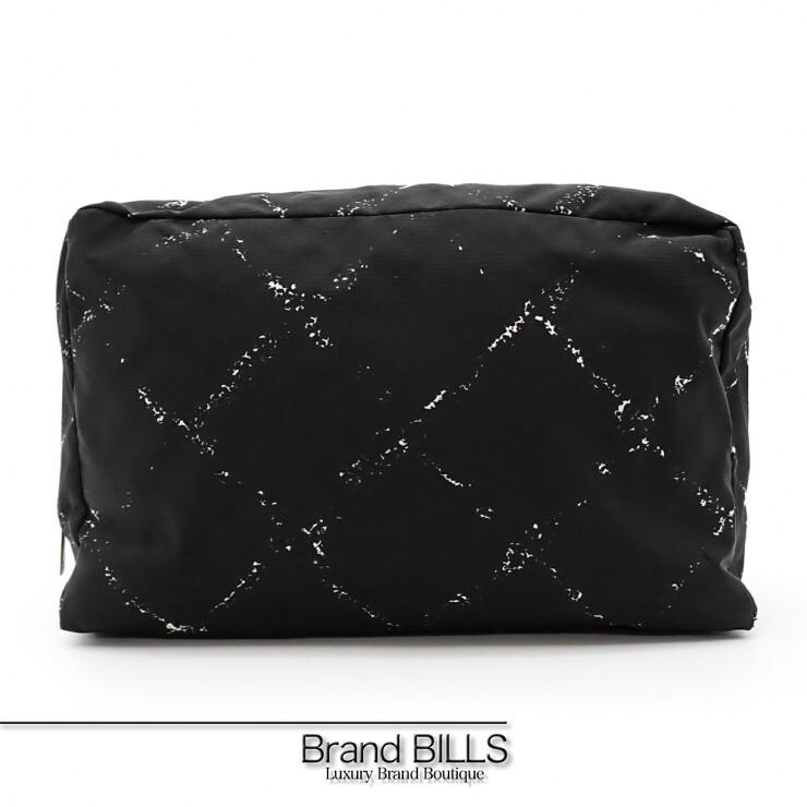 CHANEL（シャネル） 未使用品 旧トラベルライン ポーチ ナイロン