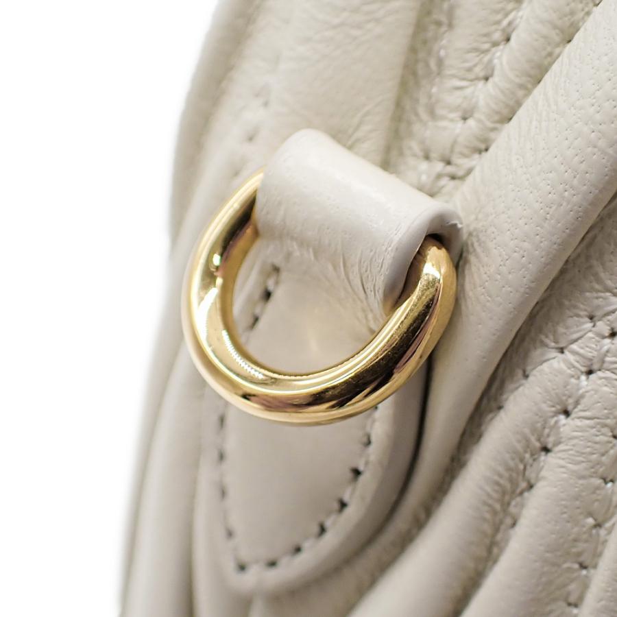 miu 未使用品 ミュウミュウ ワンダー マテラッセレザー ホーボー miu 未使用品 ミュウミュウ ワンダー マテラッセレザー ホーボー
