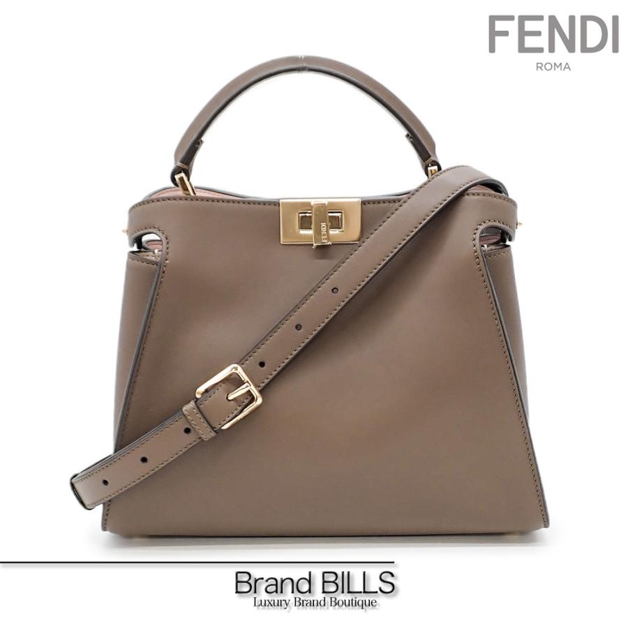 FENDI ピーカブー エッセンシャリー ブラウン ショルダーバッグ 2WAY PEEKABOO 未使用品 FENDI フェンディ ピーカブー アイコニック